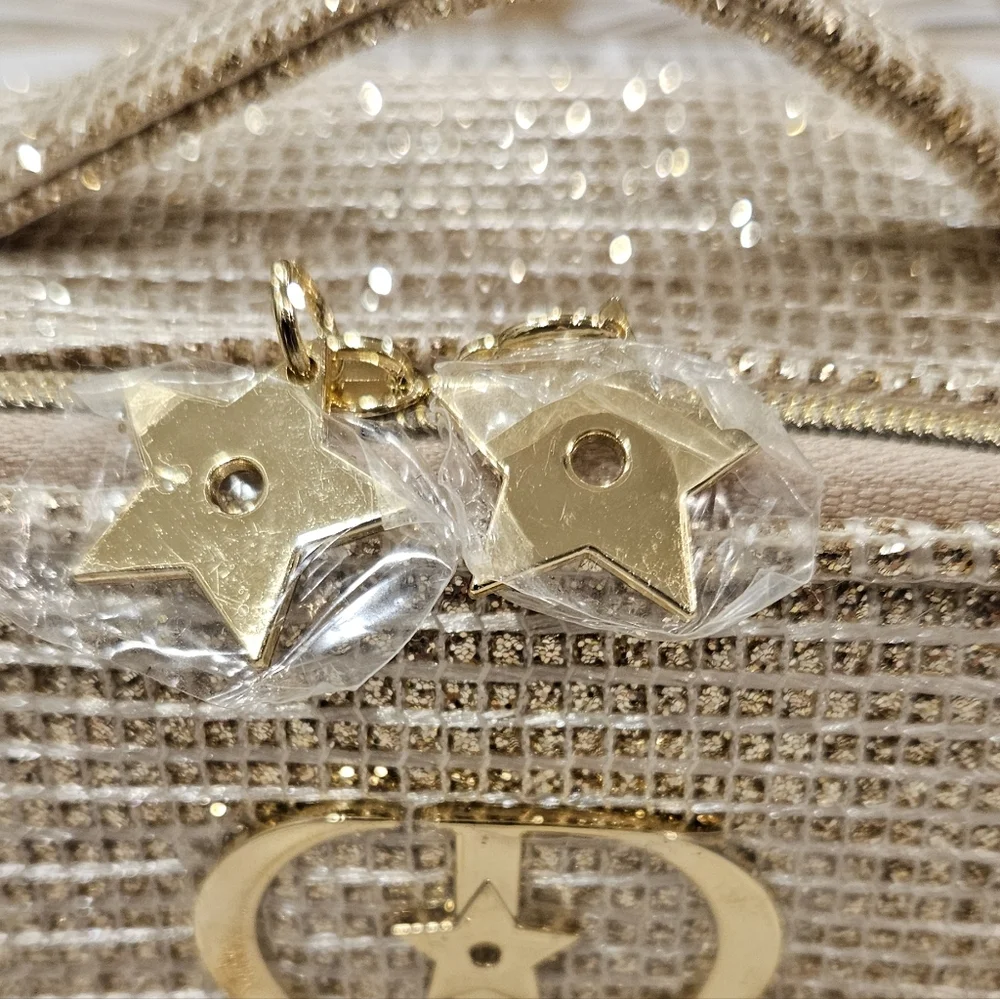 Bag - Picture 2 of 6